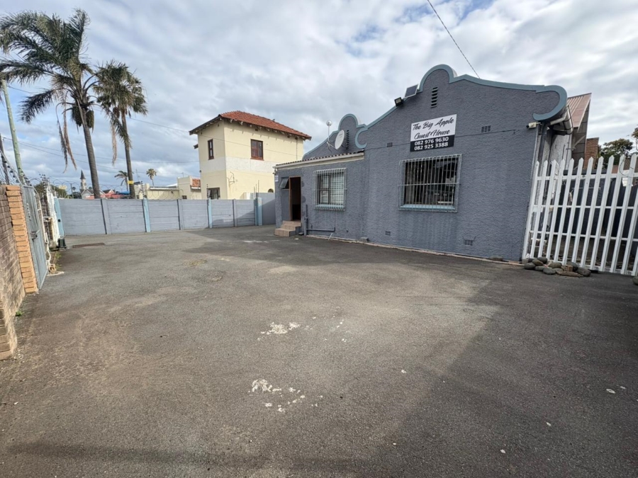 10 Bedroom Property for Sale in Southernwood Eastern Cape